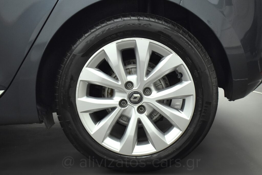 Renault Clio - 1.5 dCi Expression Plus Navi Camera