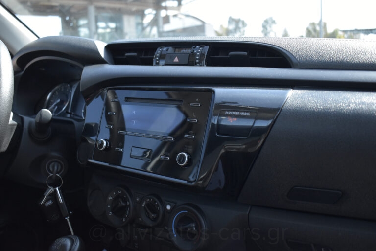 Toyota Hilux - 2.4 Single Cab Comfort 4X2 Facelift