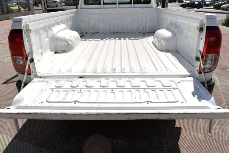 Toyota Hilux - 2.4 Single Cab Comfort 4X2 Facelift