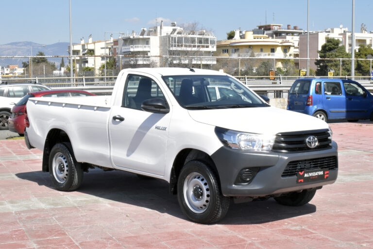 Toyota Hilux - 2.4 Single Cab Comfort 4X2 Facelift