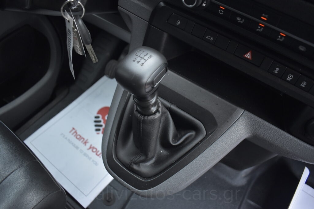 Toyota Proace - 1.5 D-4D Comfort 3θέσιο