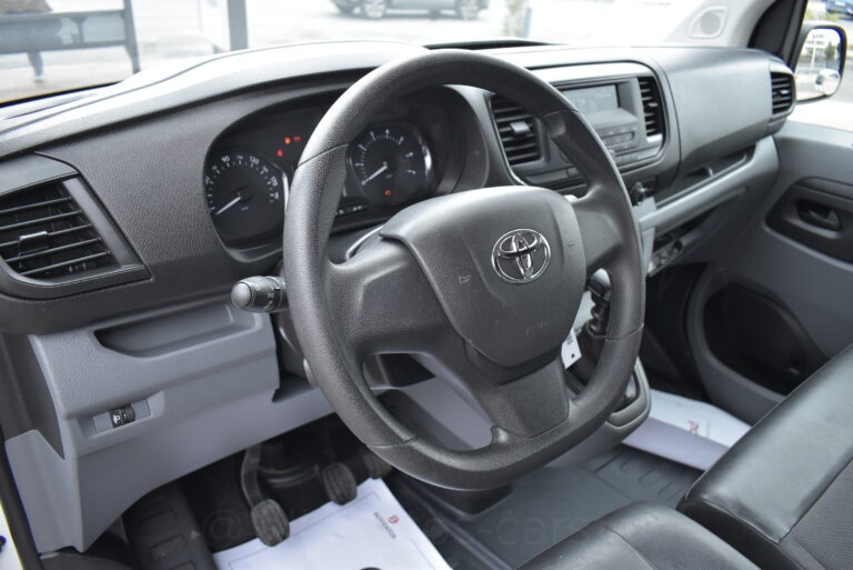 Toyota Proace - 1.5 D-4D Comfort 3θέσιο