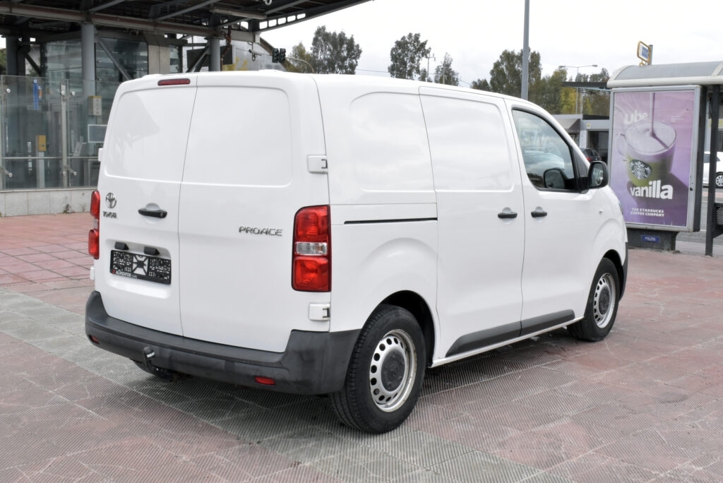 Toyota Proace - 1.5 D-4D Comfort 3θέσιο