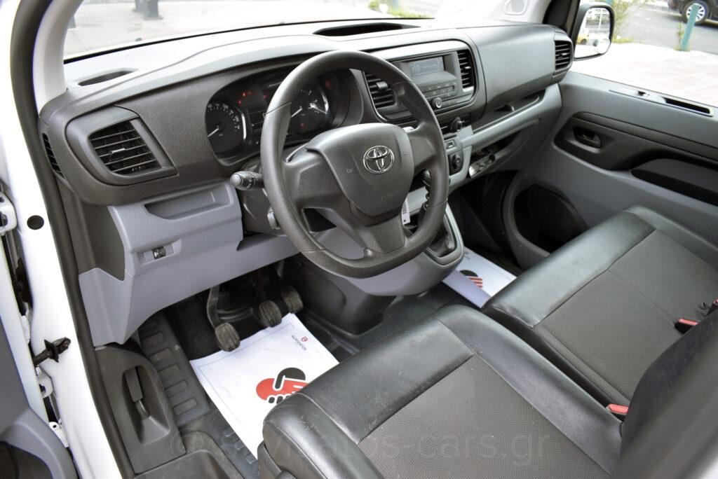 Toyota Proace - 1.5 D-4D Comfort 3θέσιο