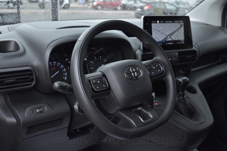 Toyota PROACE CITY -  1.5 D-4D Live 2 πλαινές Navigation