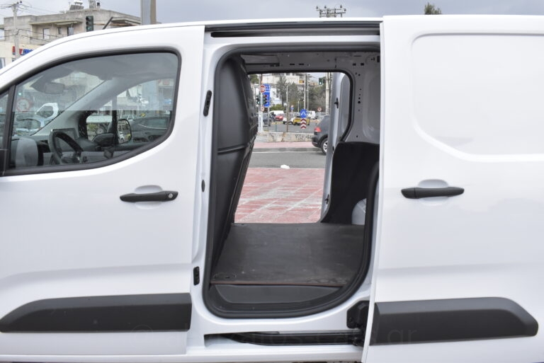 Toyota PROACE CITY -  1.5 D-4D Live 2 πλαινές Navigation