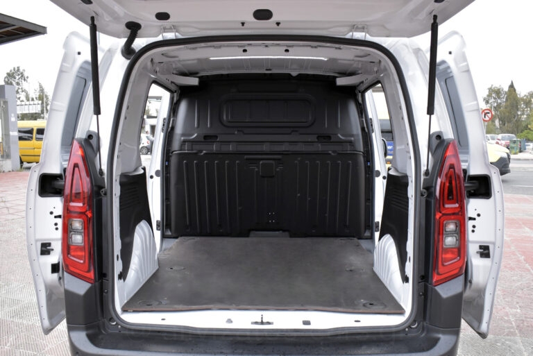 Toyota PROACE CITY -  1.5 D-4D Live 2 πλαινές Navigation