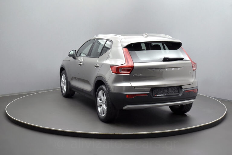 Volvo XC40 - T3 Momuntum ΕΑΤ8 Full Led 163hp