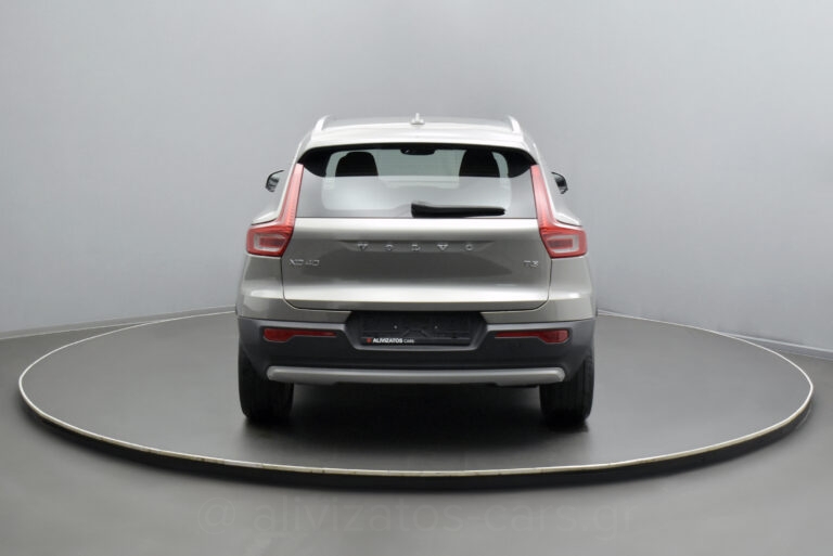 Volvo XC40 - T3 Momuntum ΕΑΤ8 Full Led 163hp