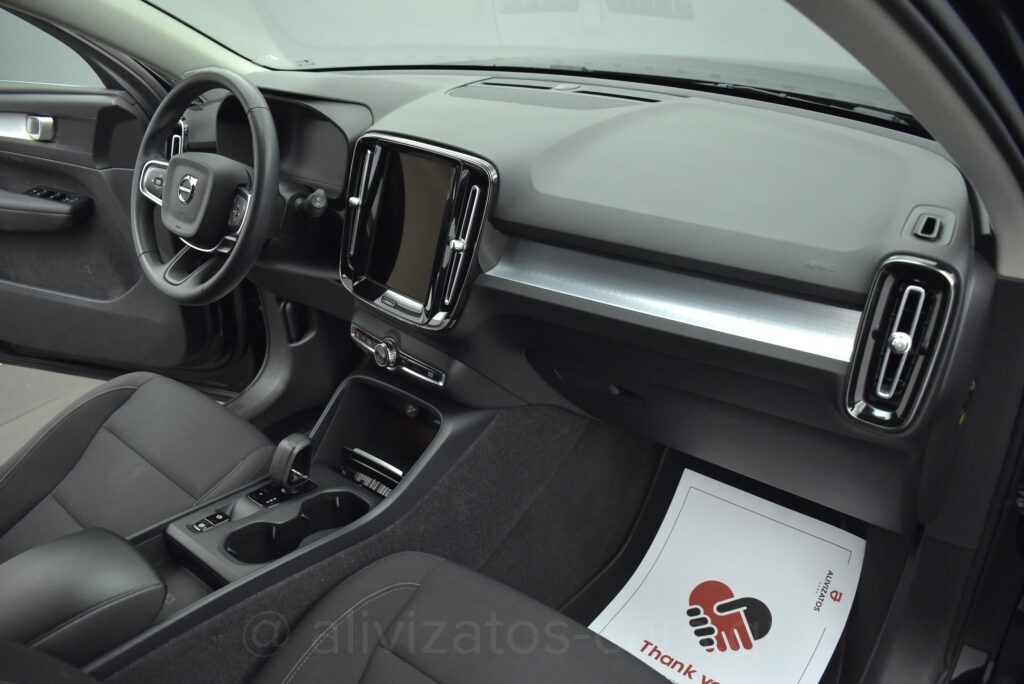 Volvo XC40 - T5 Recharge Inscription Plug in 262hp Navi Camera