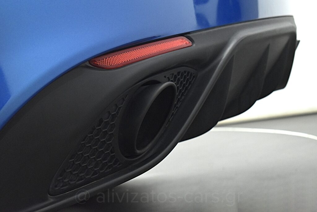 Alfa Romeo Giulia - Veloce Q4 211hp ΑT8 R19