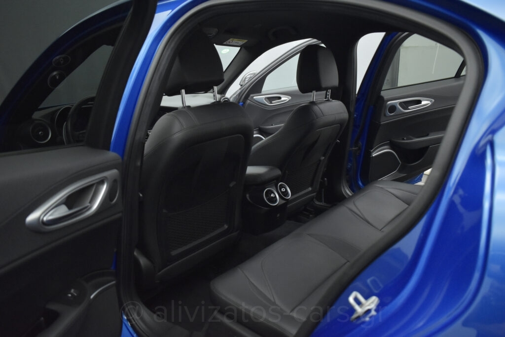 Alfa Romeo Giulia - Veloce Q4 211hp ΑT8 R19