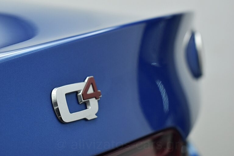 Alfa Romeo Giulia - Veloce Q4 211hp ΑT8 R19
