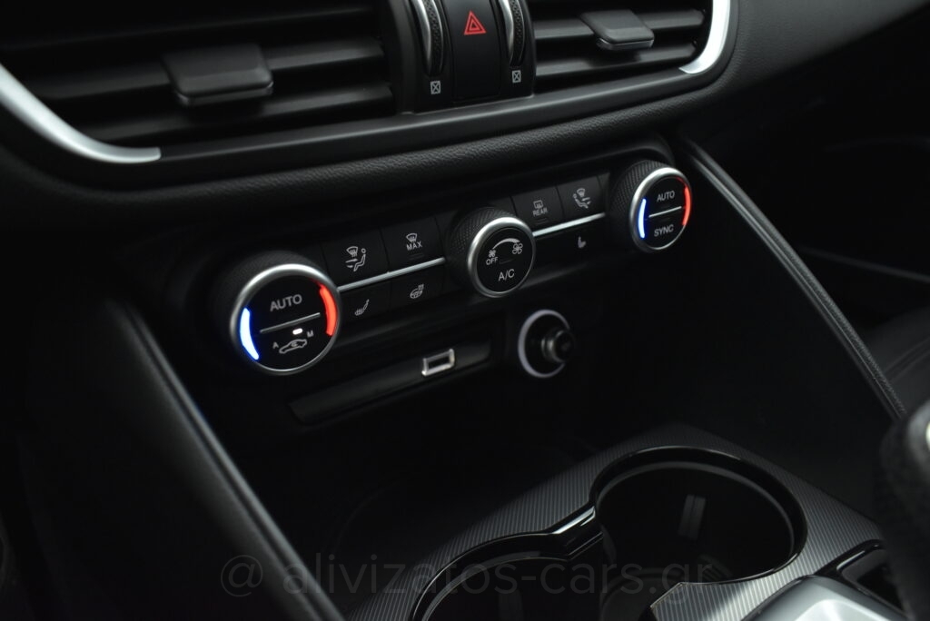 Alfa Romeo Giulia - Veloce Q4 211hp ΑT8 R19