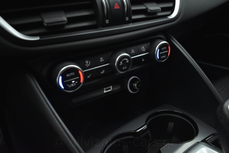Alfa Romeo Giulia - Veloce Q4 211hp ΑT8 R19