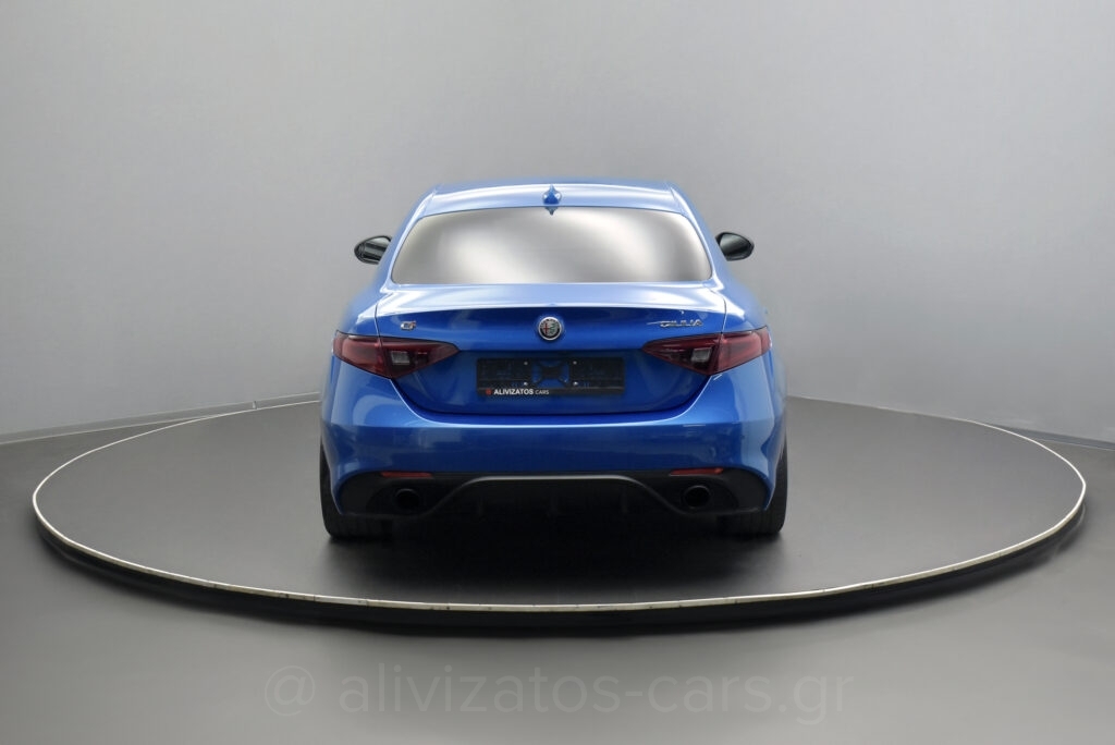 Alfa Romeo Giulia - Veloce Q4 211hp ΑT8 R19