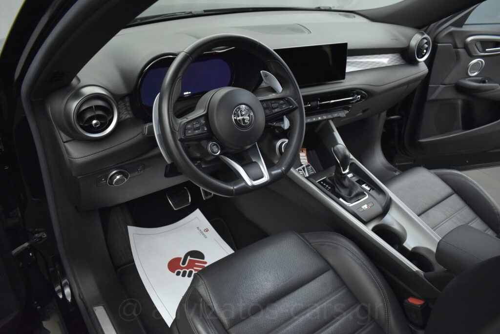 Alfa Romeo Tonale - VELOCE PHEV 280 hp Q4