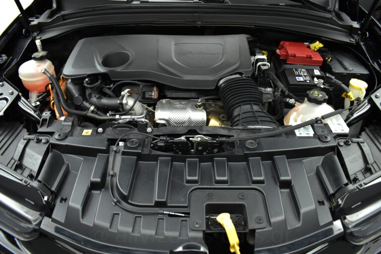 Alfa Romeo Tonale - VELOCE PHEV 280 hp Q4