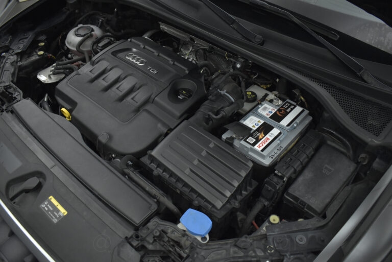 Audi Q3 - 2.0 TDi 35 S tronic Business 150hp