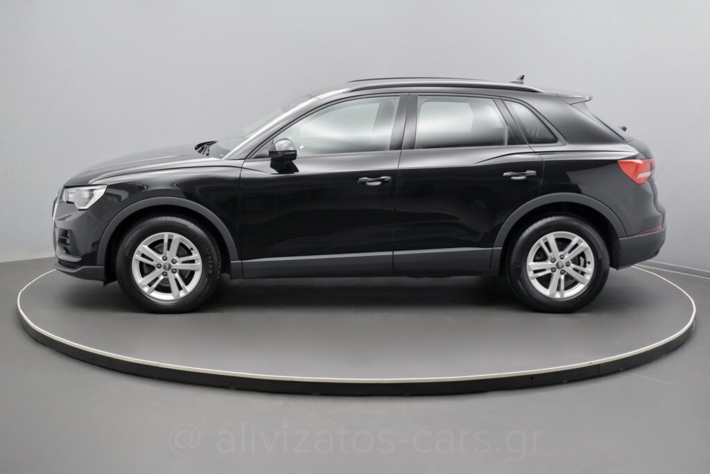 Audi Q3 - 2.0 TDi 35 S tronic Business 150hp