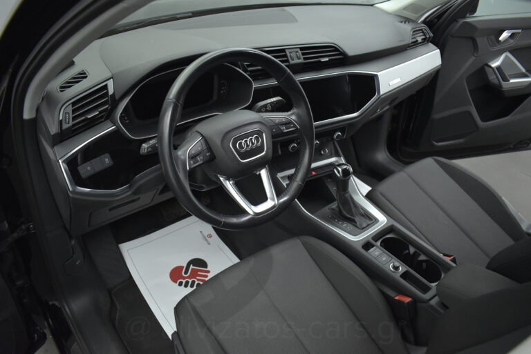 Audi Q3 - 2.0 TDi 35 S tronic Business 150hp