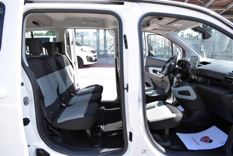 Citroen Berlingo - 1.5 BlueHDi Feel XL 7 Seats Navi