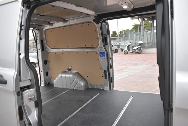 Ford Transit Custom - 2.0 EcoBlue 340 L2H1 TREND 130hp Silver