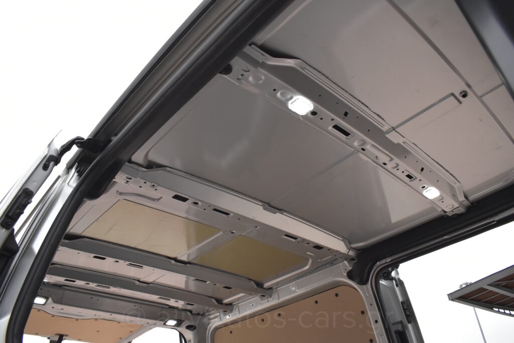 Ford Transit Custom - 2.0 EcoBlue 340 L2H1 TREND 130hp Silver