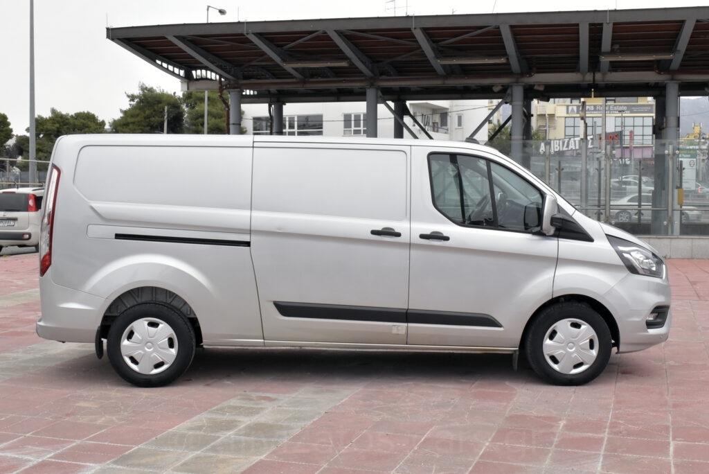 Ford Transit Custom - 2.0 EcoBlue 340 L2H1 TREND 130hp Silver
