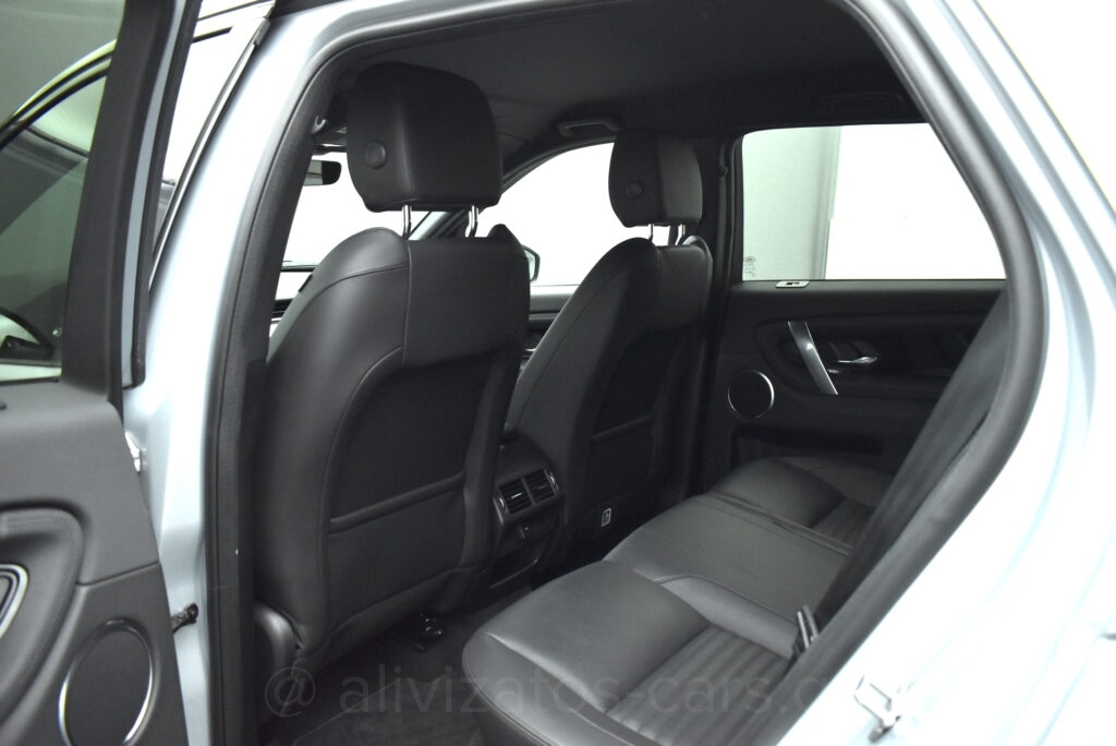 Land Rover Discovery Sport - 2.0 Hybrid Diesel S AWD Automatic