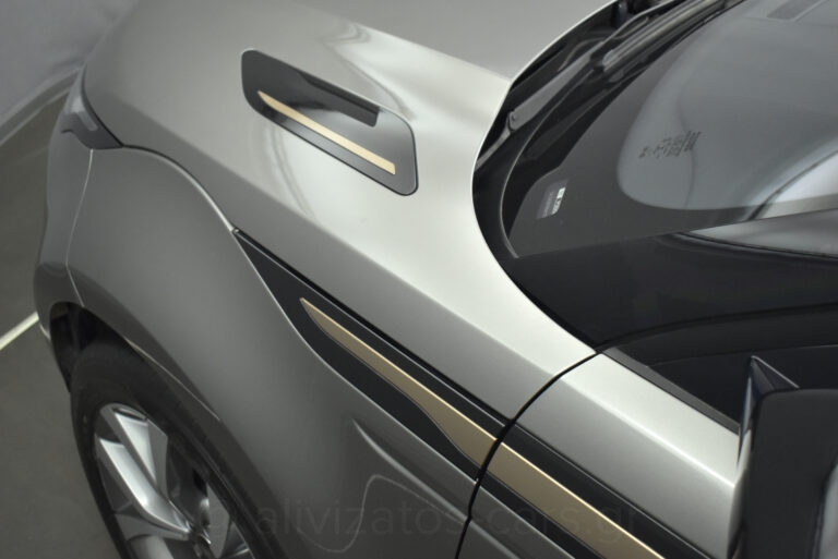 Land Rover Range Rover Evoque - P300e R DYNAMIC AWD R20