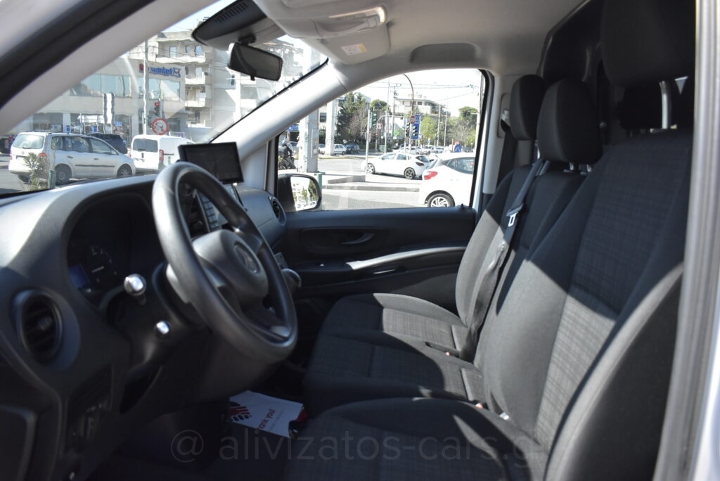 Mercedes-Benz Vito - 114 CDI 3 ΘΕΣΙΟ 136hp NAVI