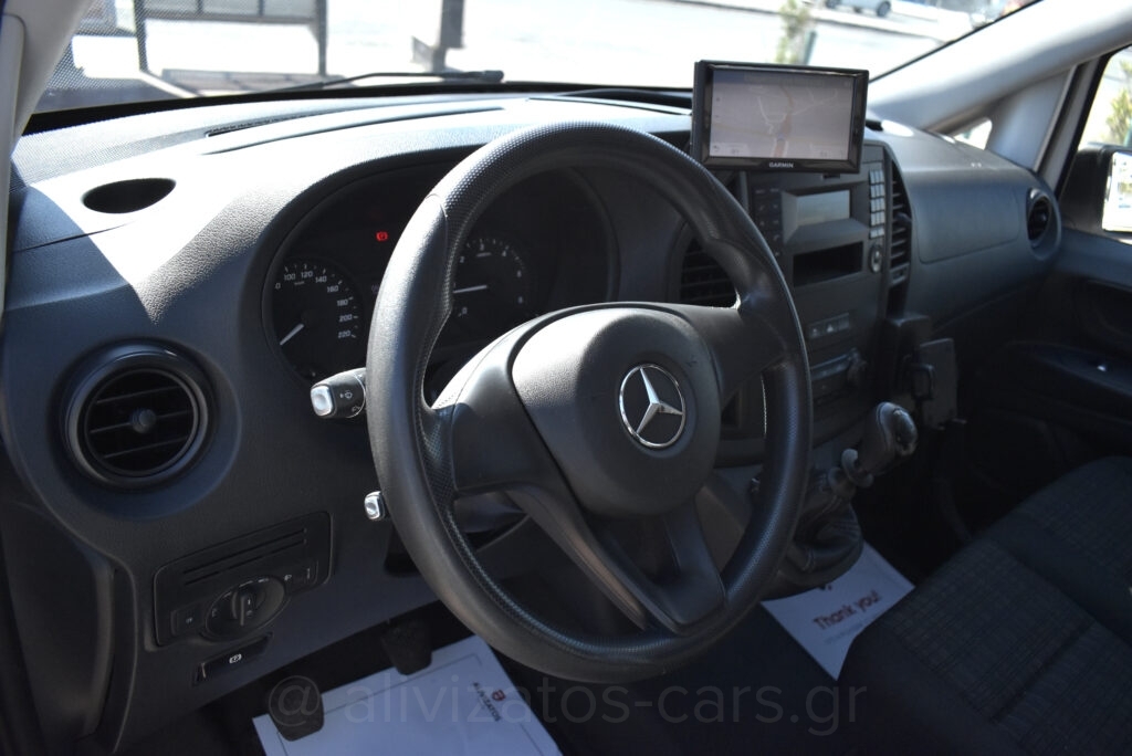 Mercedes-Benz Vito - 114 CDI 3 ΘΕΣΙΟ 136hp NAVI