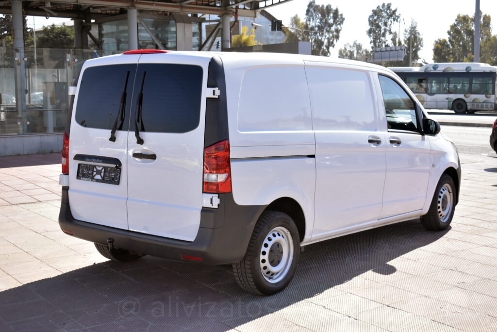 Mercedes-Benz Vito - 114 CDI 3 ΘΕΣΙΟ 136hp NAVI