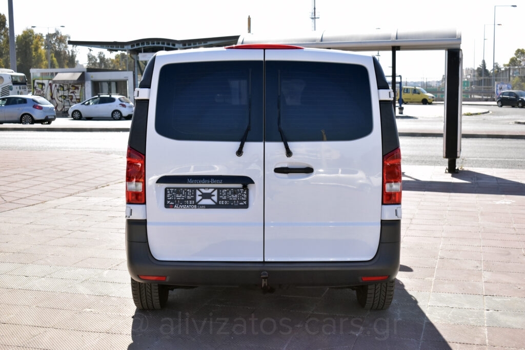Mercedes-Benz Vito - 114 CDI 3 ΘΕΣΙΟ 136hp NAVI