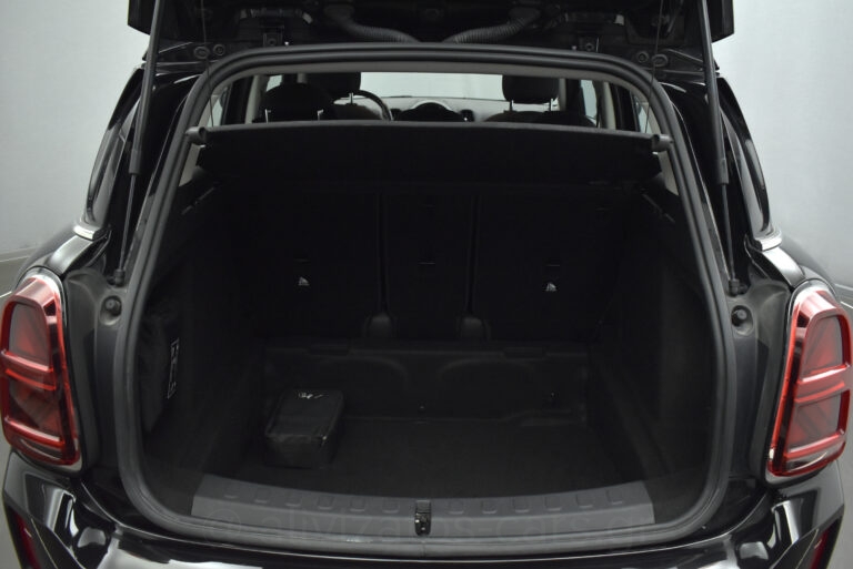 Mini Countryman - One D Automatic Multimedia Sceen Full Led