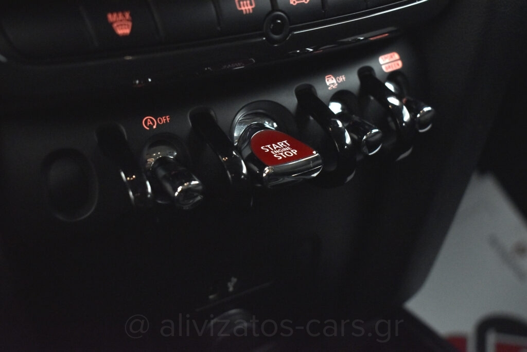 Mini Countryman - One D Automatic Multimedia Sceen Full Led