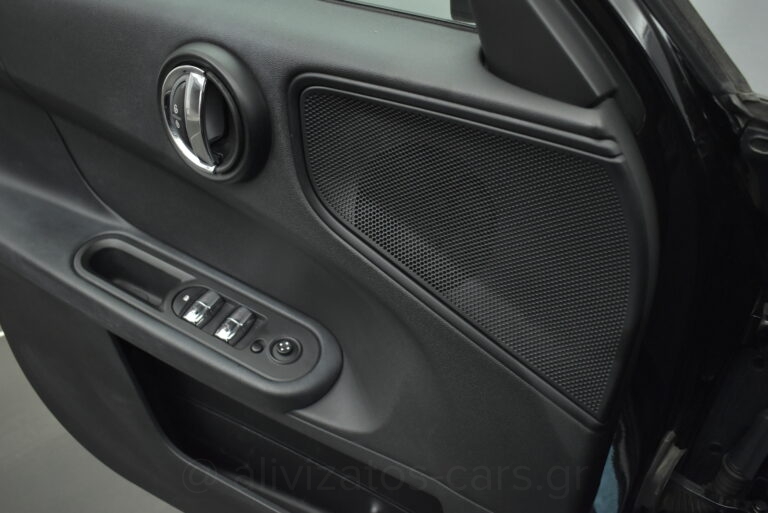 Mini Countryman - One D Automatic Multimedia Sceen Full Led