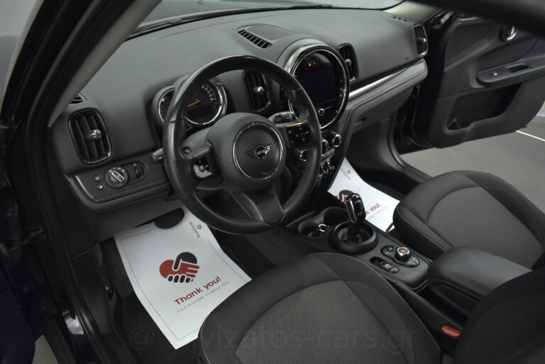 Mini Countryman - One D Automatic Multimedia Sceen Full Led