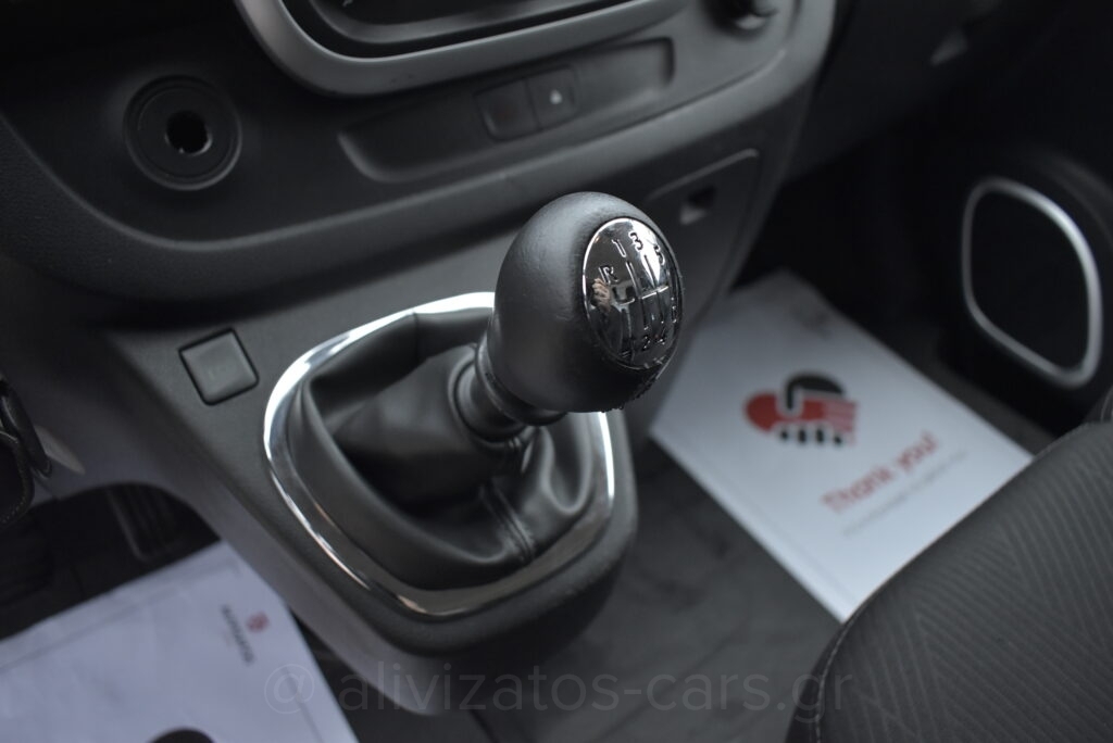 Nissan NV300 - 1.6 dCi L2H1 OPTIMA NAVI 125 hp