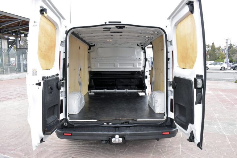 Nissan NV300 - 1.6 dCi L2H1 OPTIMA NAVI 125 hp
