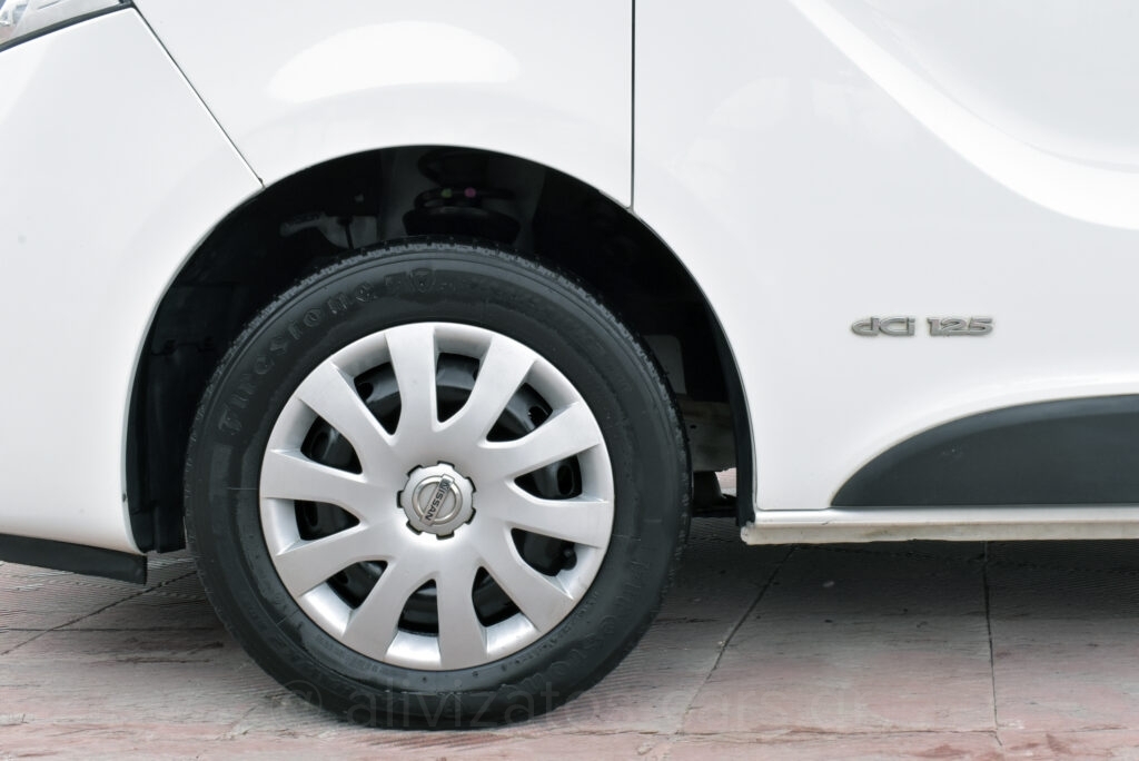 Nissan NV300 - 1.6 dCi L2H1 OPTIMA NAVI 125 hp