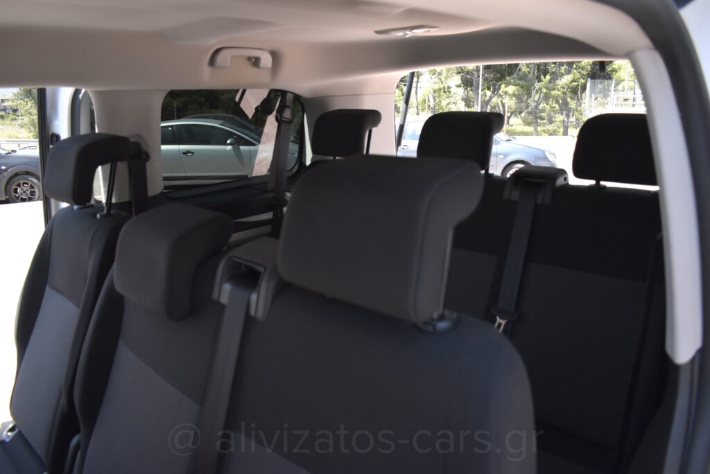 Peugeot Traveller - 1.5 BlueHDi Long 9 Seats Business Navi