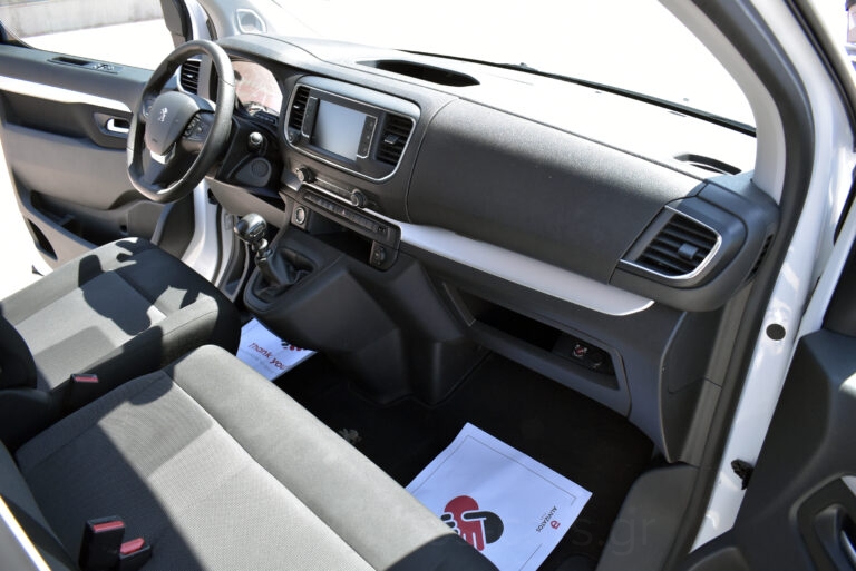 Peugeot Traveller - 1.5 BlueHDi Long 9 Seats Business Navi
