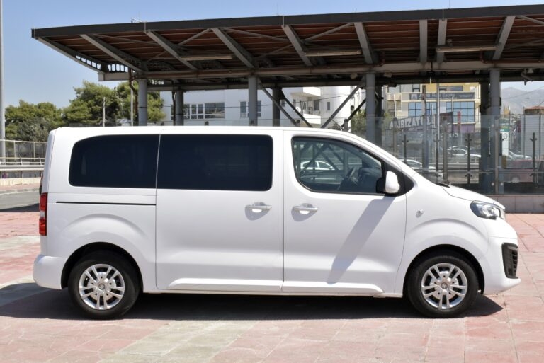 Peugeot Traveller - 1.5 BlueHDi Long 9 Seats Business Navi