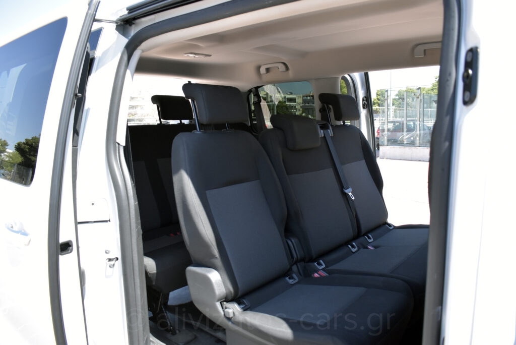 Peugeot Traveller - 1.5 BlueHDi Long 9 Seats Business Navi