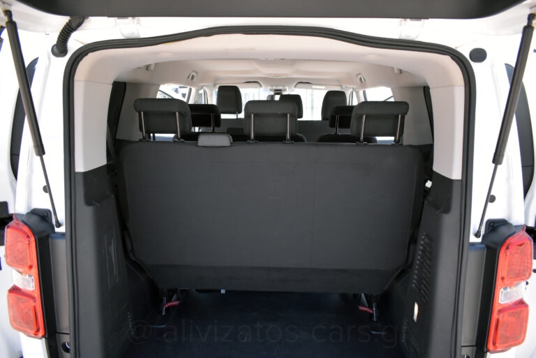 Peugeot Traveller - 1.5 BlueHDi Long 9 Seats Business Navi