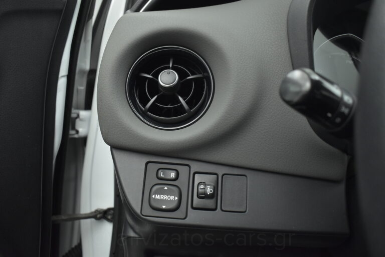 Toyota Yaris - 1.5 Hybrid e-CVT Active Camera