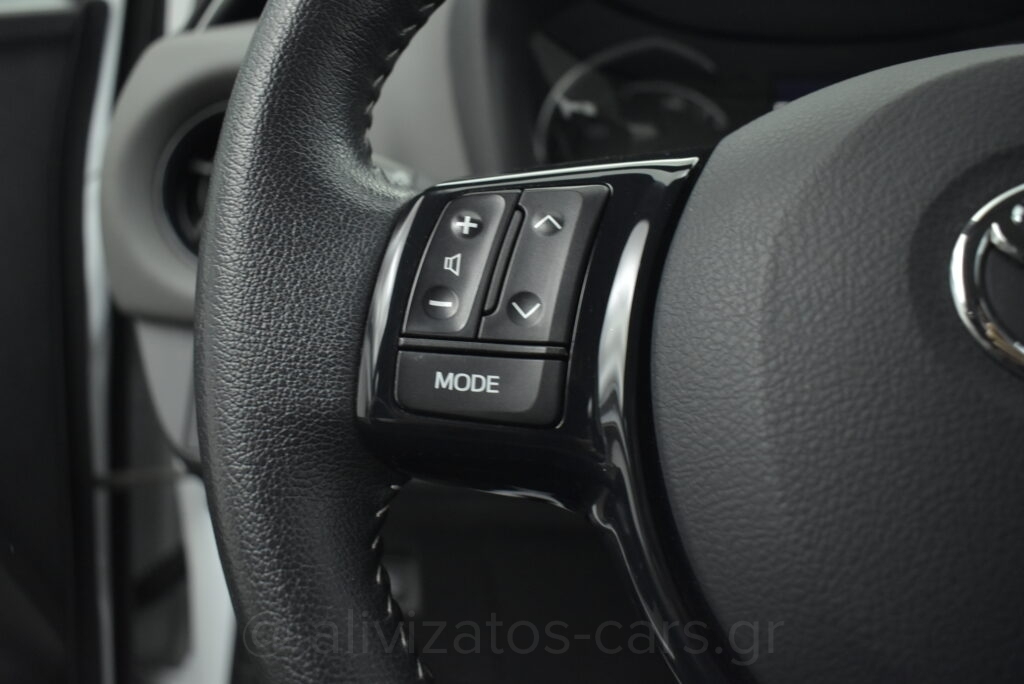 Toyota Yaris - 1.5 Hybrid e-CVT Active Camera