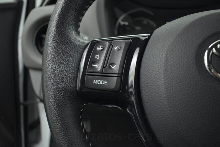 Toyota Yaris - 1.5 Hybrid e-CVT Active Camera